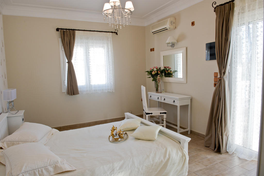Le Torri Villas Nydri  Extérieur photo