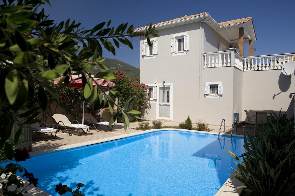 Le Torri Villas Nydri  Extérieur photo