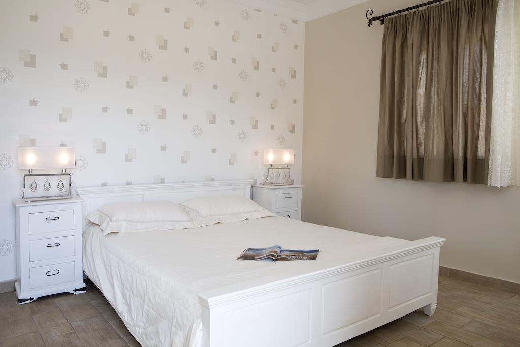 Le Torri Villas Nydri  Extérieur photo